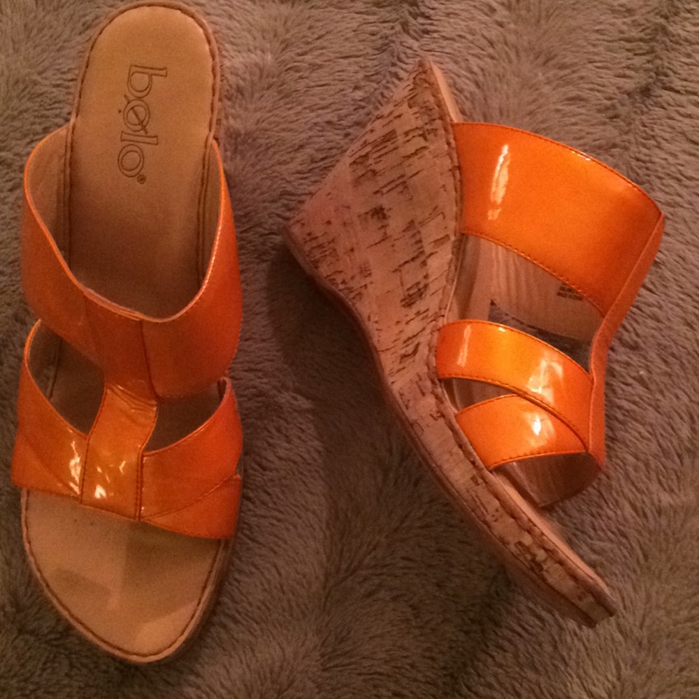 Sandals - Picture 2 of 4